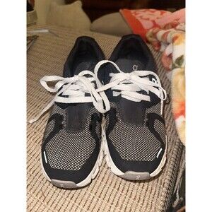 Women’s on cloud shoes